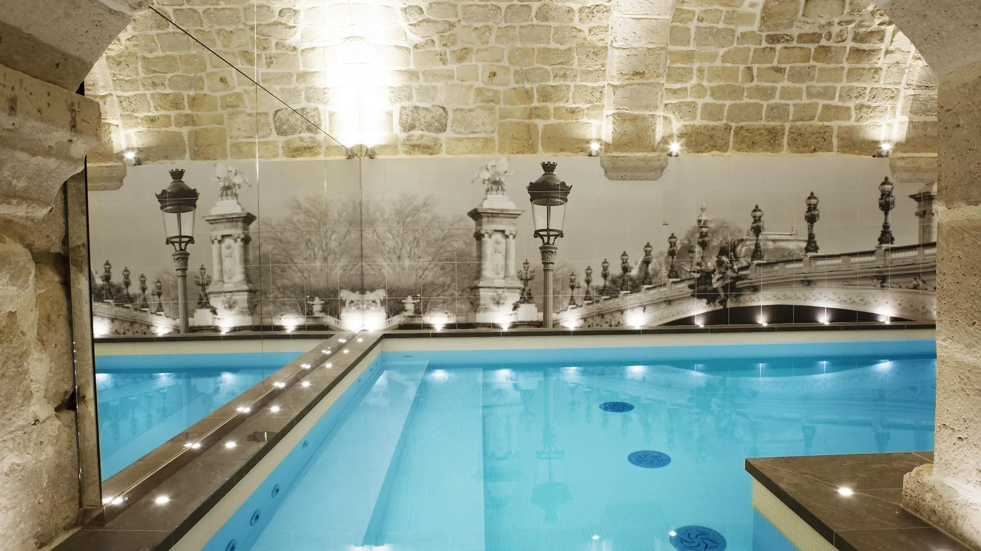 Hotel La Lanterne & Spa By Timhotel Paris