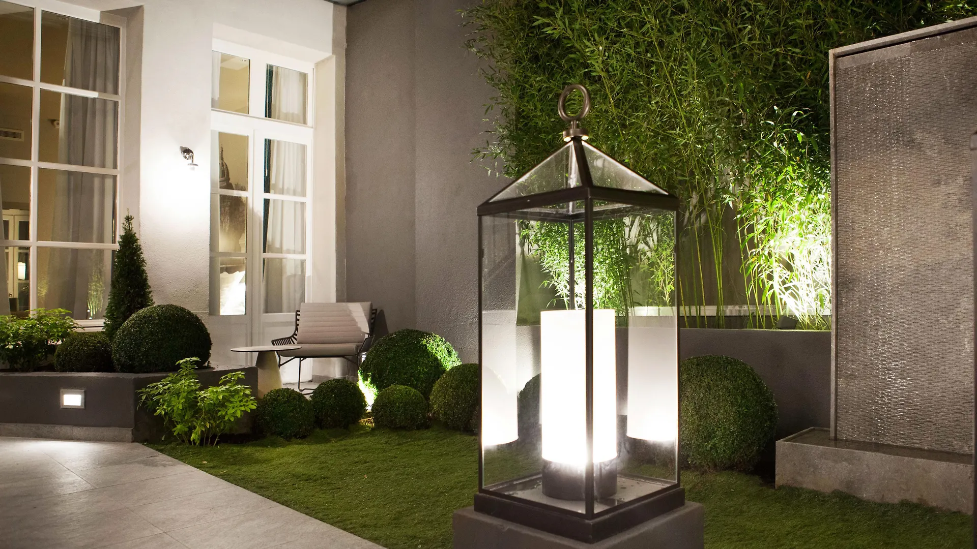 Hotel La Lanterne & Spa By Timhotel Paris 4*,