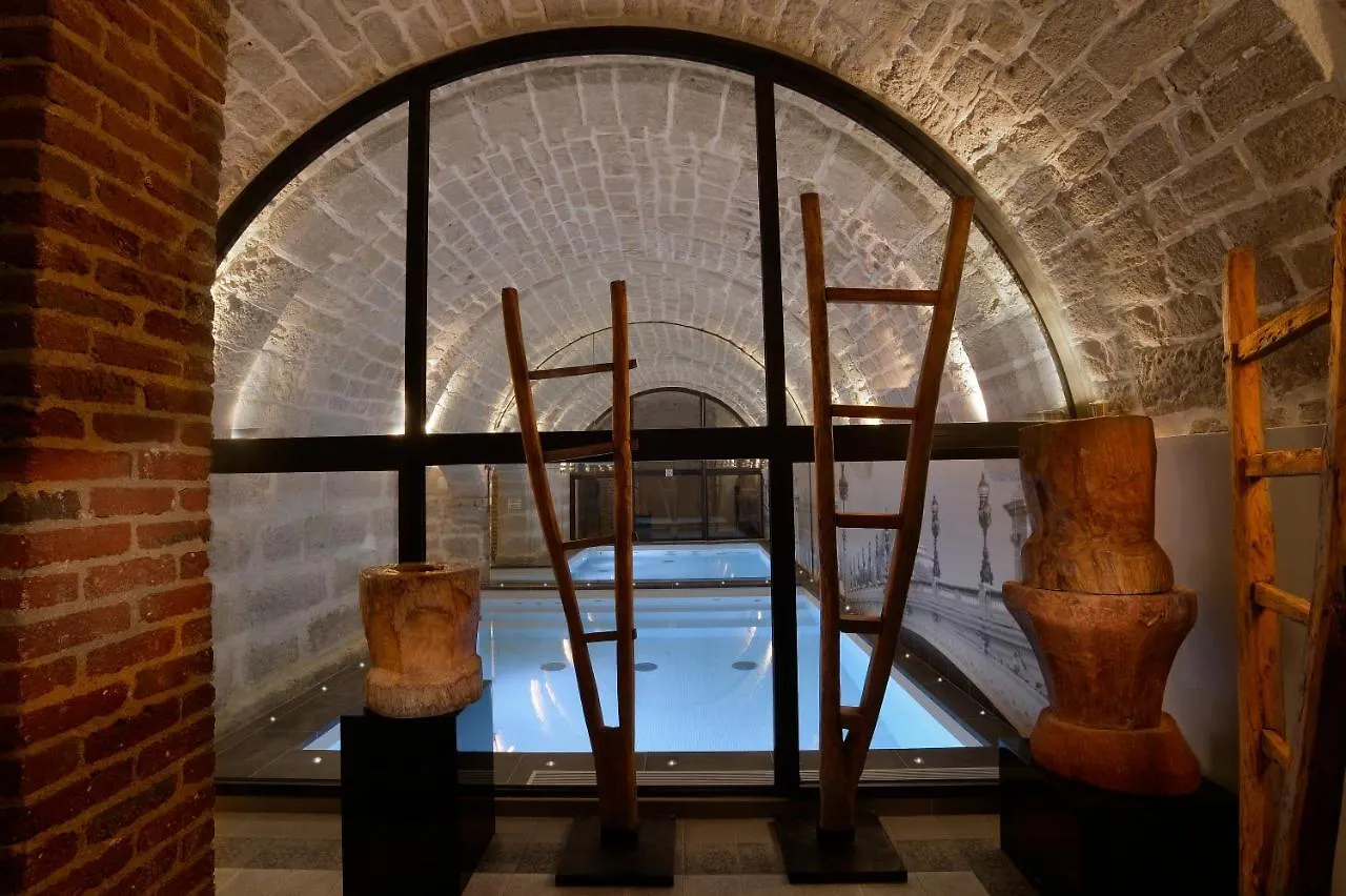 Hotel La Lanterne & Spa By Timhotel Paris