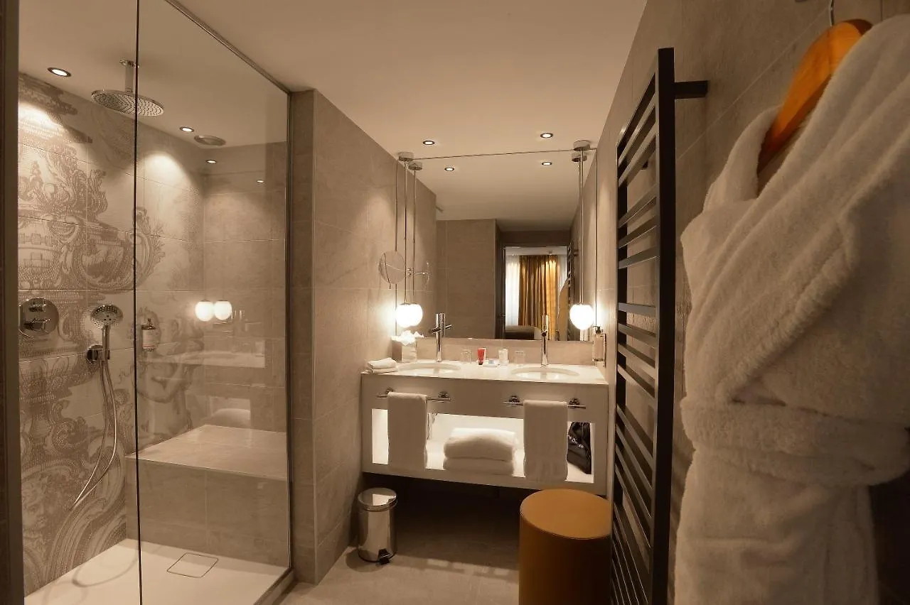 Hotel La Lanterne & Spa By Timhotel Paris